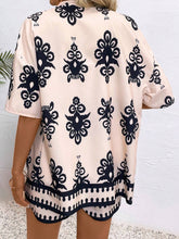 Vintage Style Women's Printed Shawl And Shorts Set